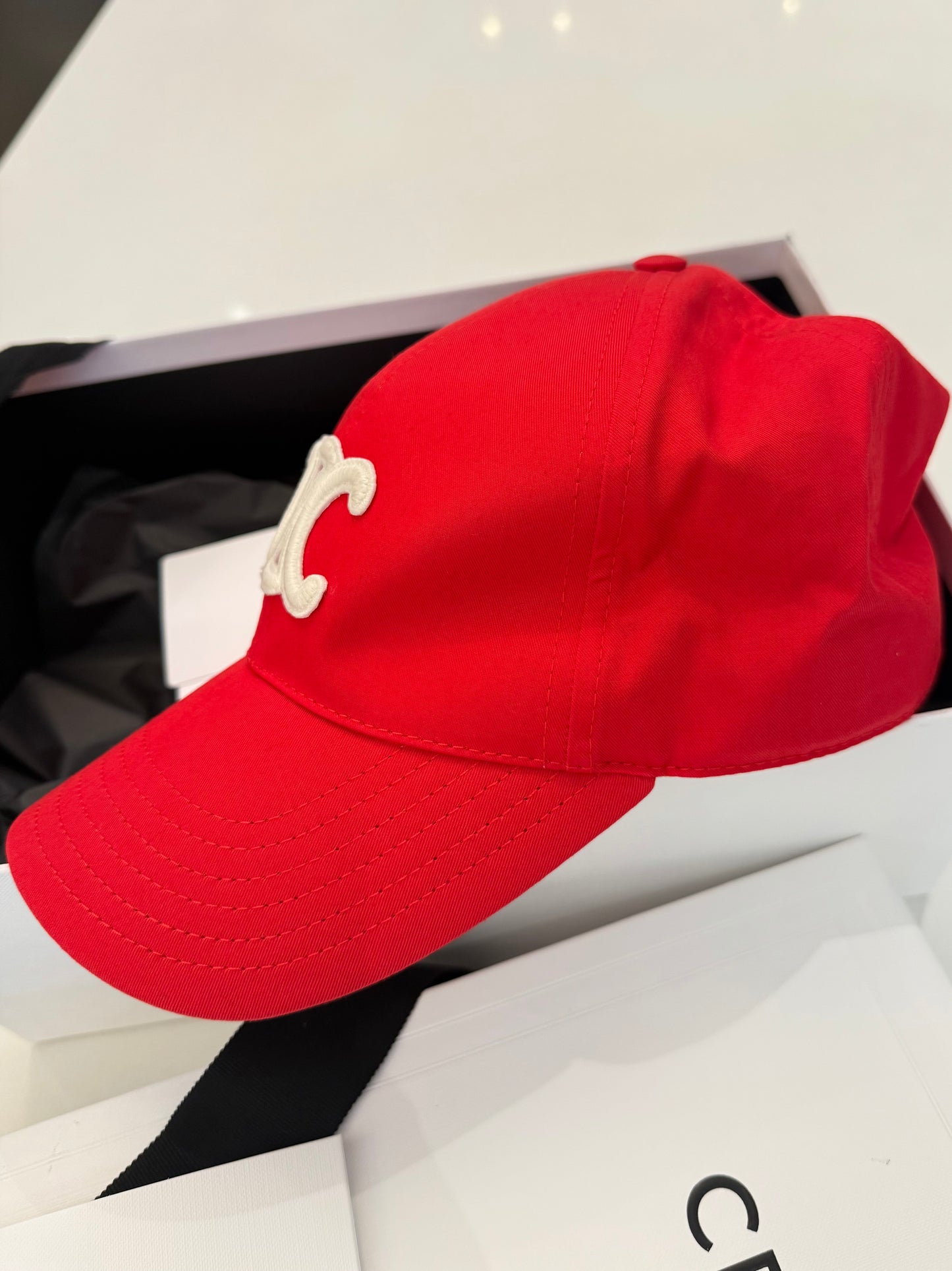 Celine Triomphe Adjustable Baseball Cap in Cotton Rouge Vif (Red) Size M