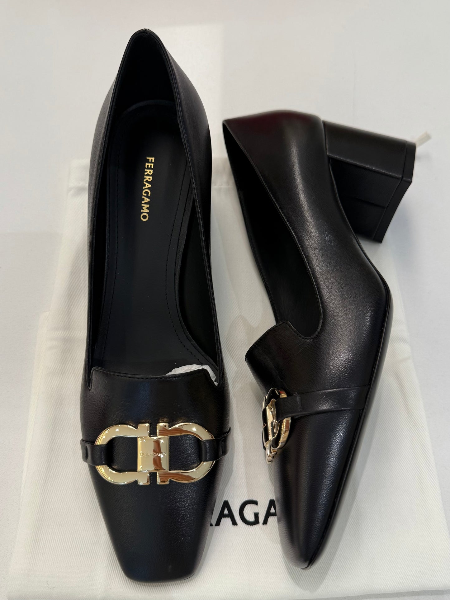 Ferragamo Mirelle 60 Gancini Ornament Block Heel Pumps Black Nero Lamb 6.5C