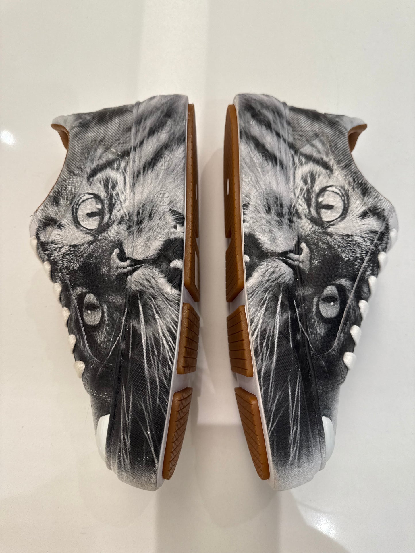 Tory Burch Ladybug Sneaker In Cat Portrait , Size 8, LIMITED EDITION