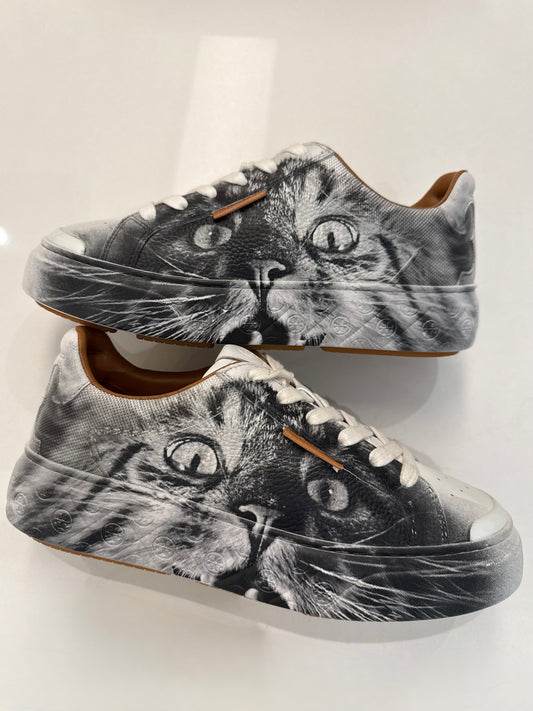 Tory Burch Ladybug Sneaker In Cat Portrait , Size 8, LIMITED EDITION