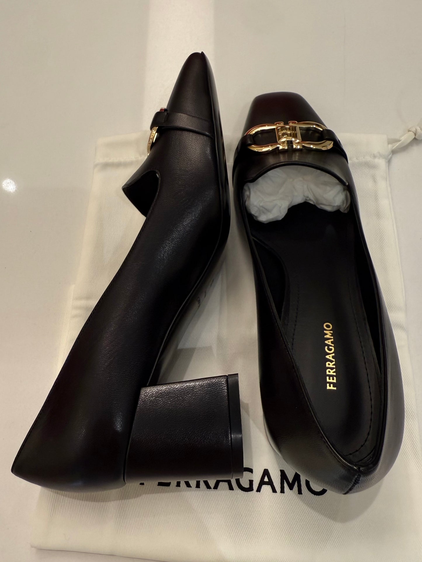 Ferragamo Mirelle 60 Gancini Ornament Block Heel Pumps Black Nero Lamb 6.5C