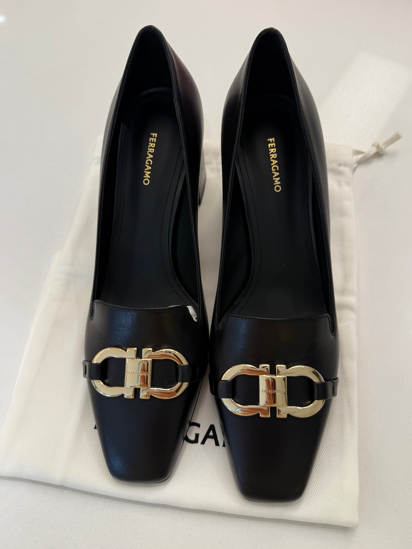 Ferragamo Mirelle 60 Gancini Ornament Block Heel Pumps Black Nero Lamb 6.5C