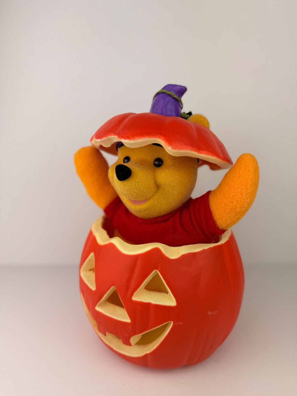 Vintage 1998 Telco Disney Winnie the Pooh Animated Halloween Pumpkin Untested