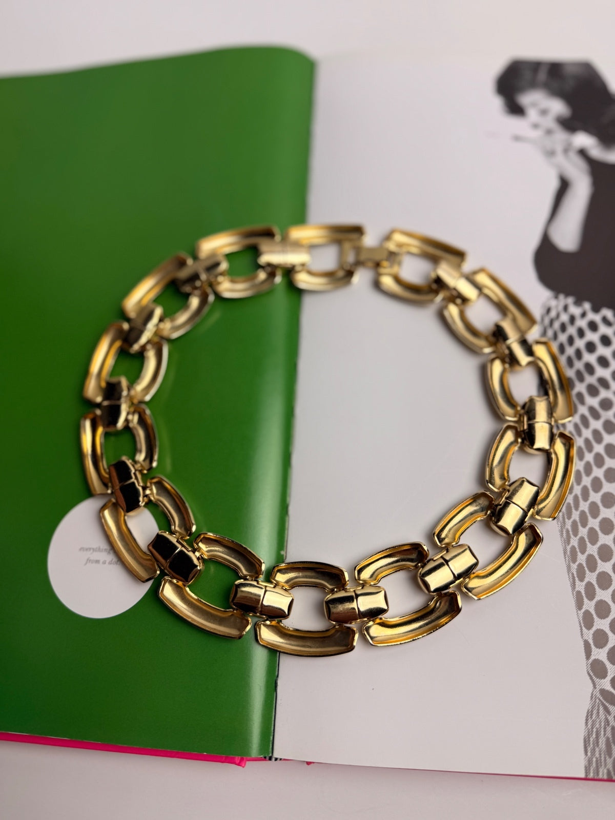 Chunky Gold Tone Statement Necklace Oversized Link Chain 80s Retro Runway Style PRE-OWNED