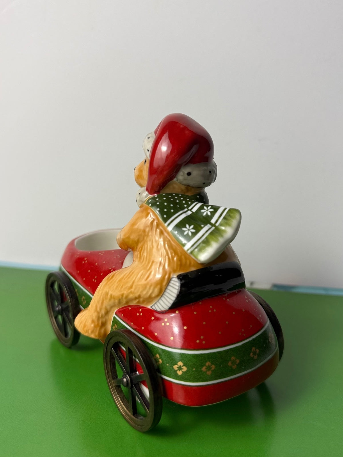 RARE RETIRED Villeroy & Boch Nostalgic Dreams Teddy on Wooden Cart Candle Holder