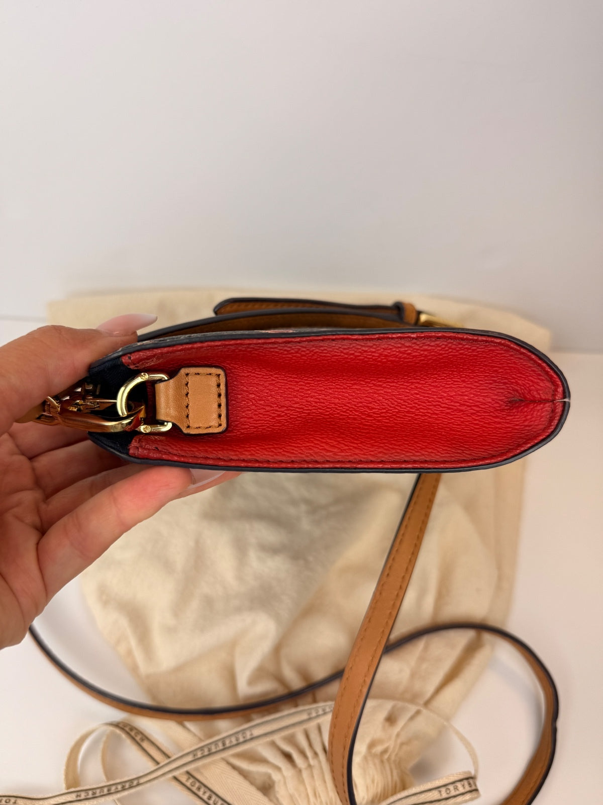 Tory Burch Kerrington Floral Crossbody Bag Black Red Gold Logo PRE-OWNED