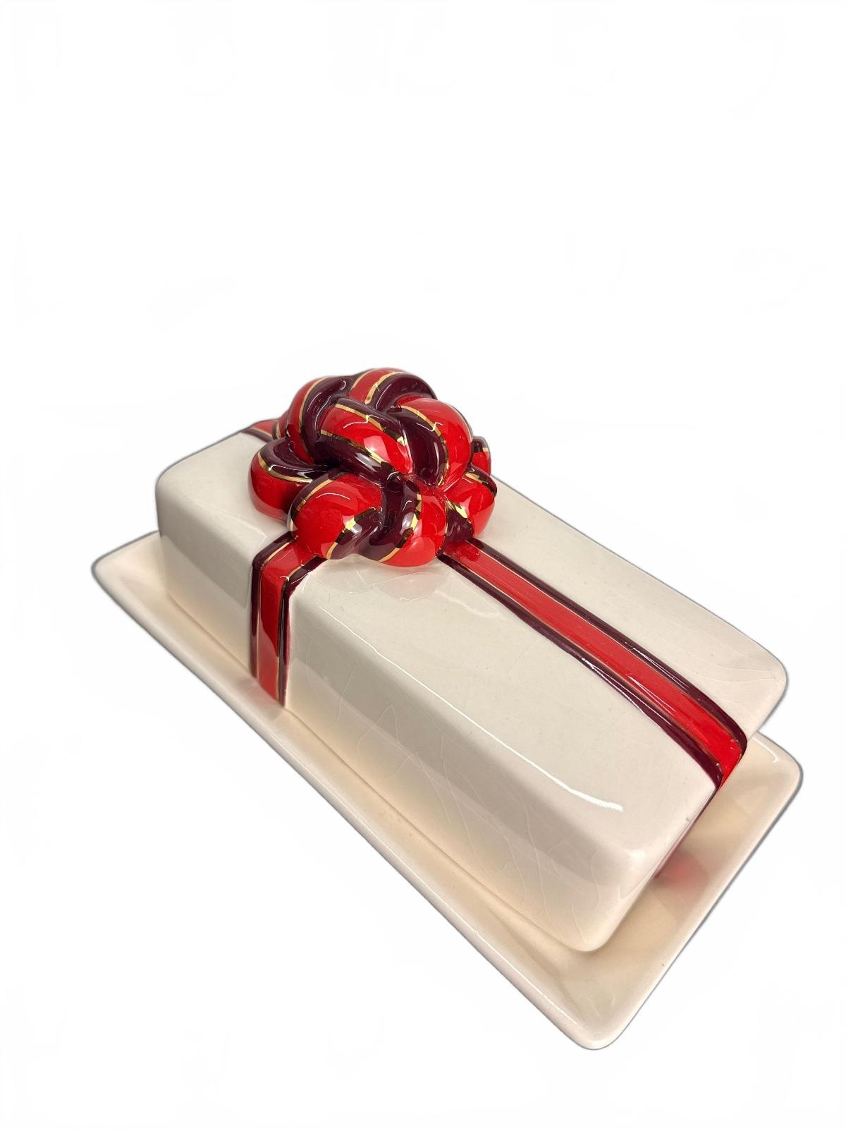 Grasslands Road Retired Christmas Ceramic Butter Dish Red Bow Holiday Decor