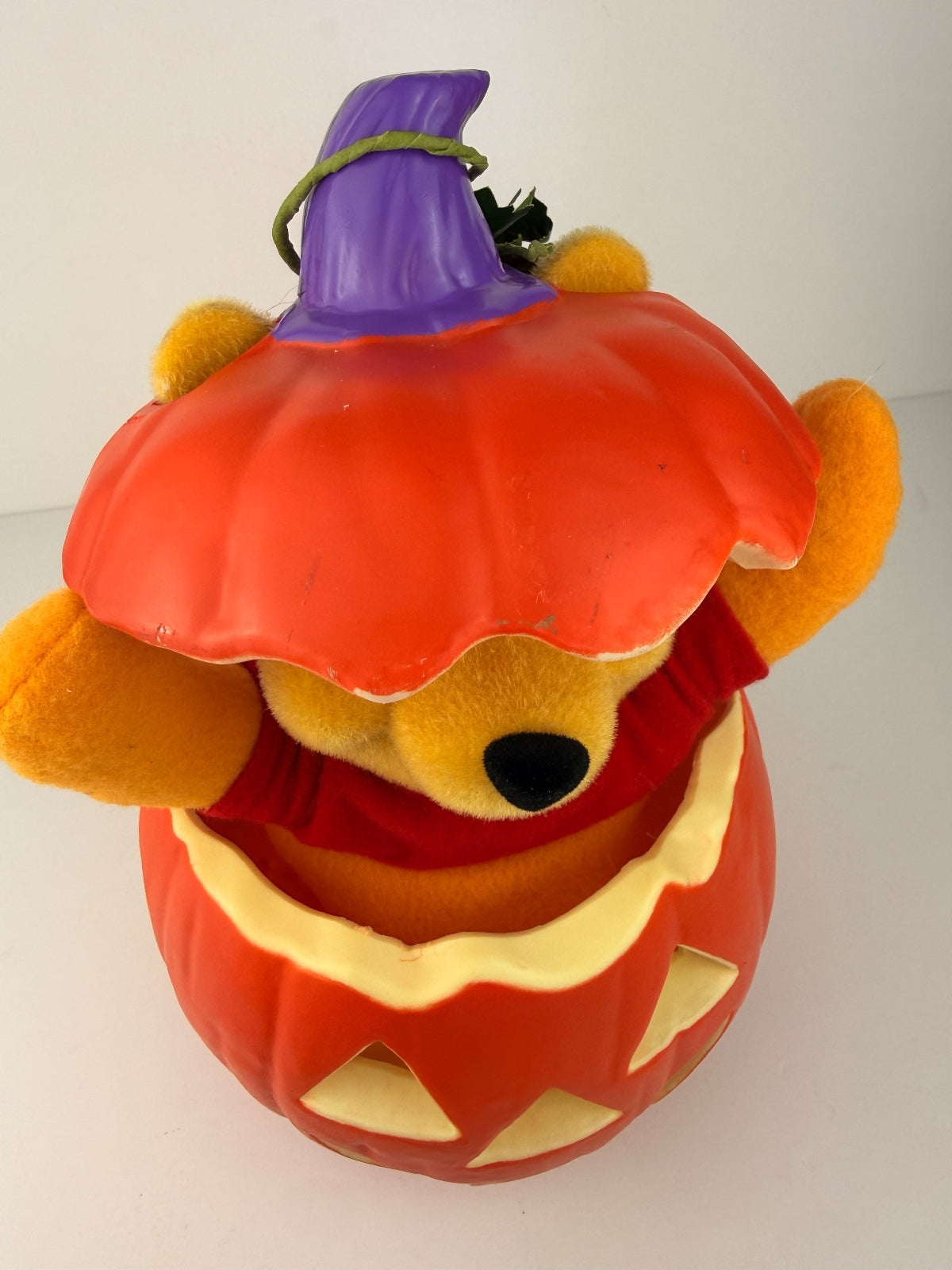 Vintage 1998 Telco Disney Winnie the Pooh Animated Halloween Pumpkin Untested