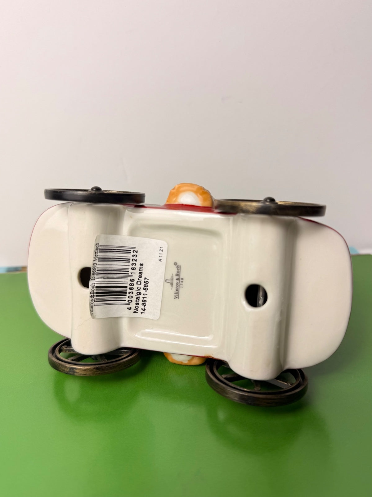 RARE RETIRED Villeroy & Boch Nostalgic Dreams Teddy on Wooden Cart Candle Holder