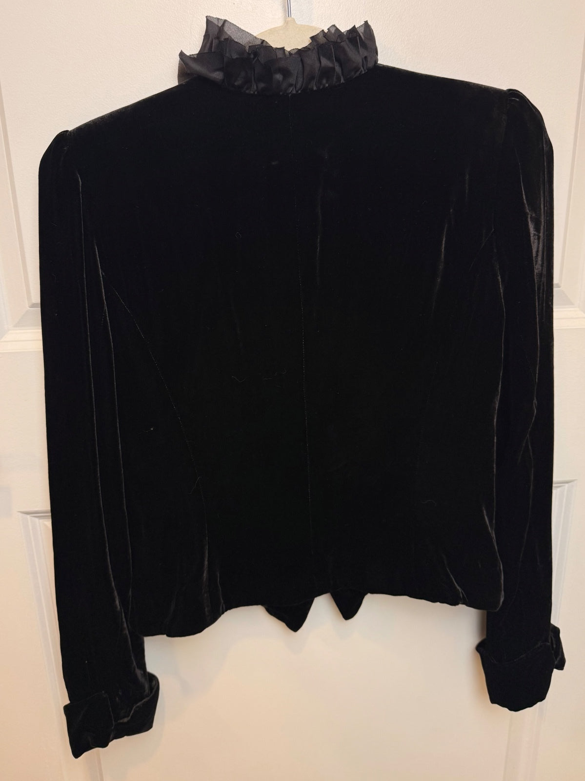 Lauren Ralph Lauren Black Velvet Silk Ruffle Riding Jacket Blazer Size 8P PRE-OWNED