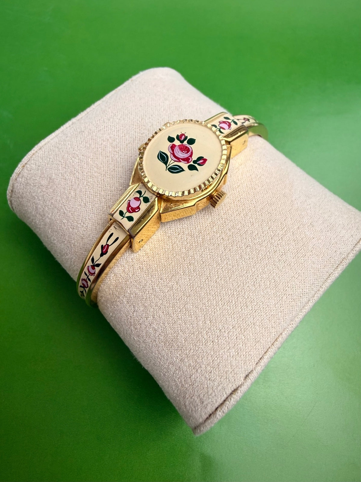 Vintage Swiss Made Peekaboo Hidden Watch Floral Enamel Gold Tone Bangle Bracelet PRE-OWNED
