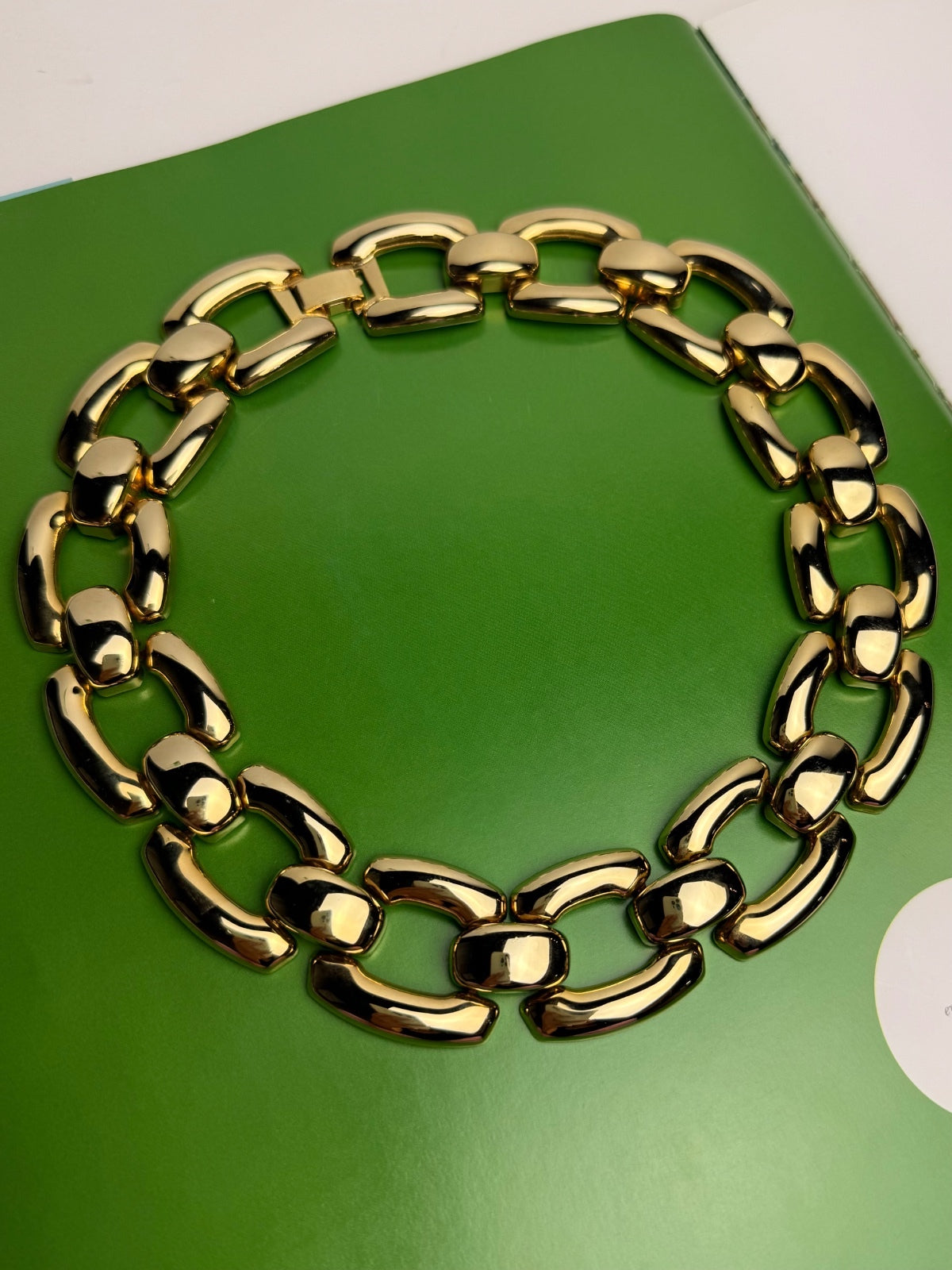 Chunky Gold Tone Statement Necklace Oversized Link Chain 80s Retro Runway Style PRE-OWNED