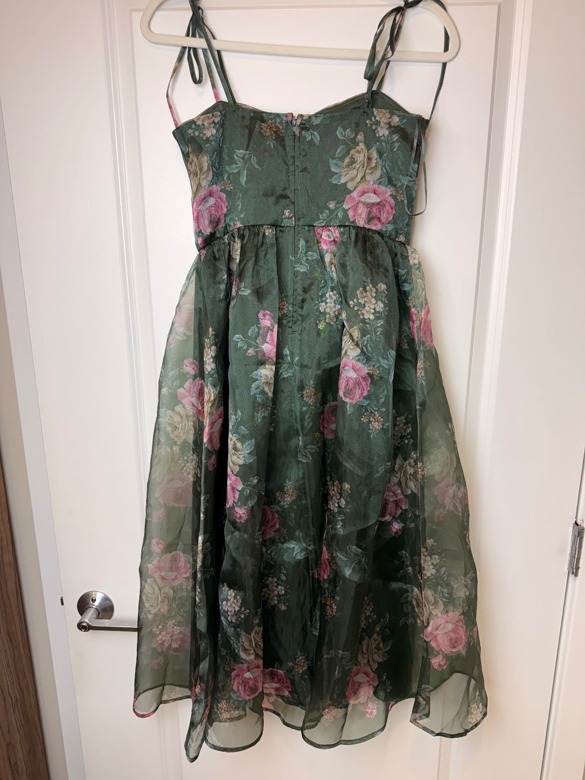 Francesca’s Katy Floral Tulle Midi Dress Size S NWT