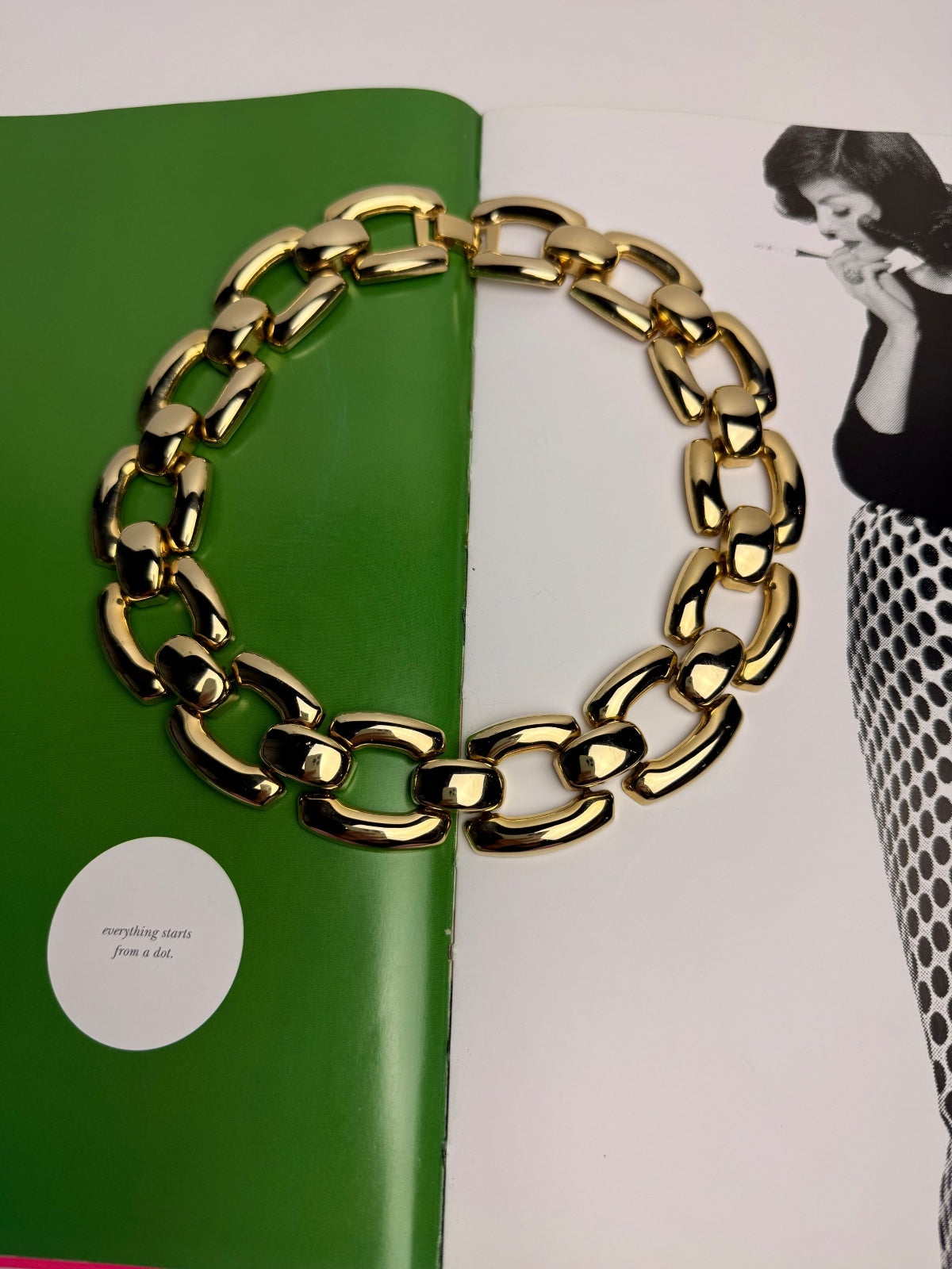 Chunky Gold Tone Statement Necklace Oversized Link Chain 80s Retro Runway Style PRE-OWNED