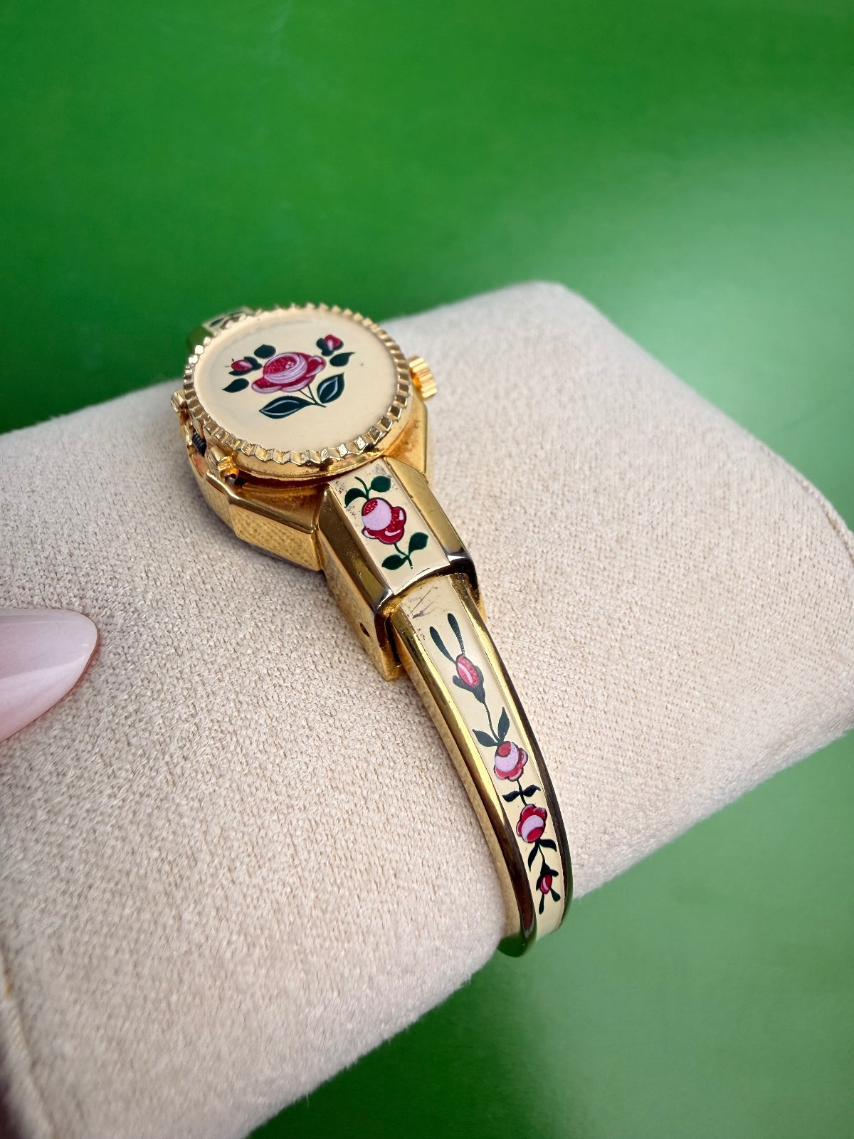 Vintage Swiss Made Peekaboo Hidden Watch Floral Enamel Gold Tone Bangle Bracelet PRE-OWNED