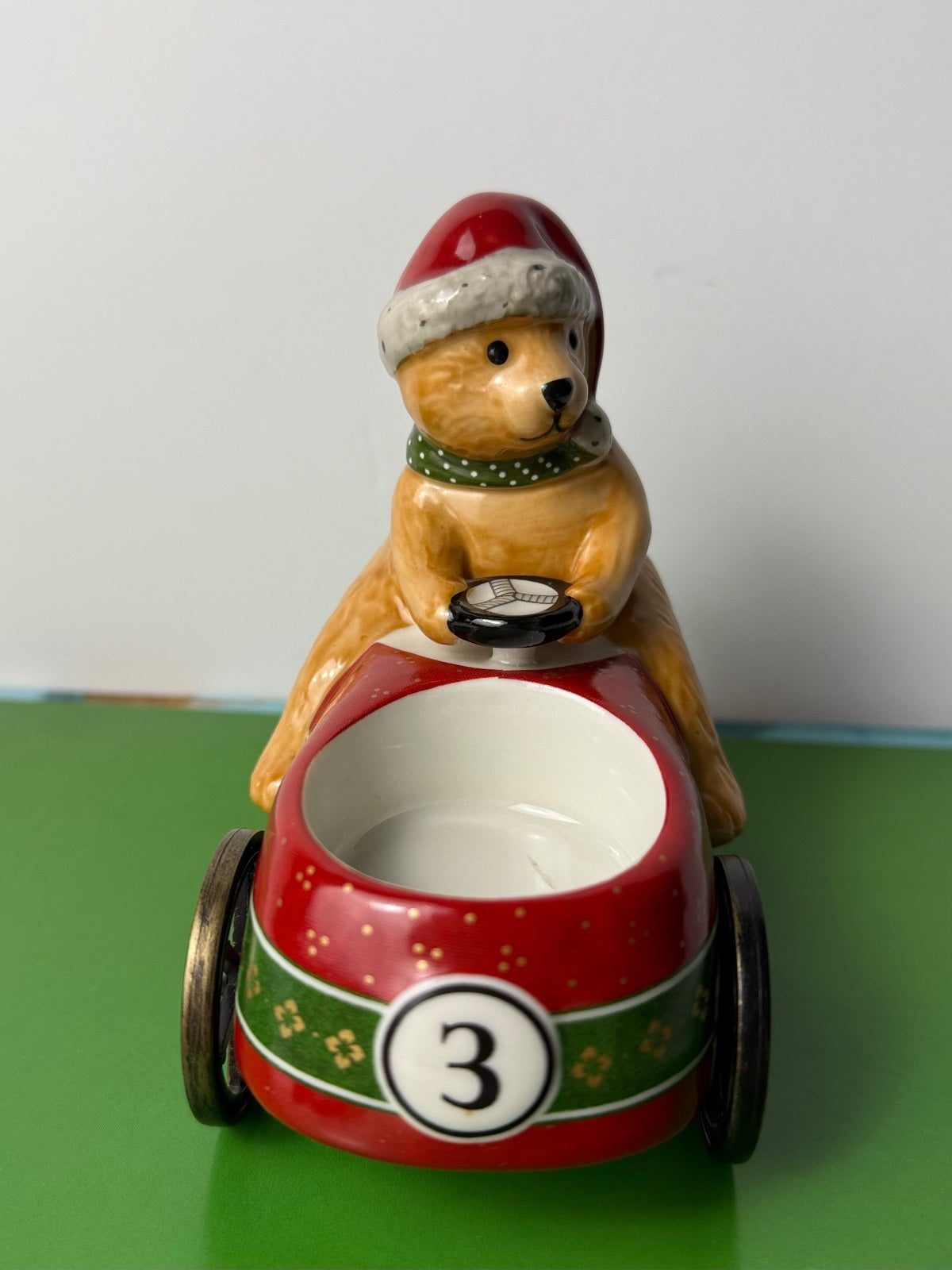 RARE RETIRED Villeroy & Boch Nostalgic Dreams Teddy on Wooden Cart Candle Holder