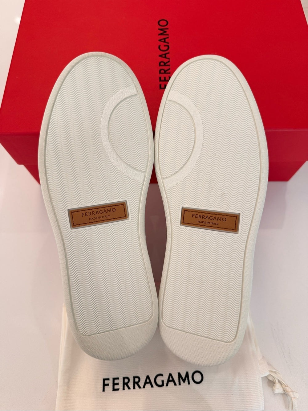 Salvatore Ferragamo Achille Venn Women’s Sneakers Ice Grey Rose Calf Size 8.5 M | NEW WITH BOX