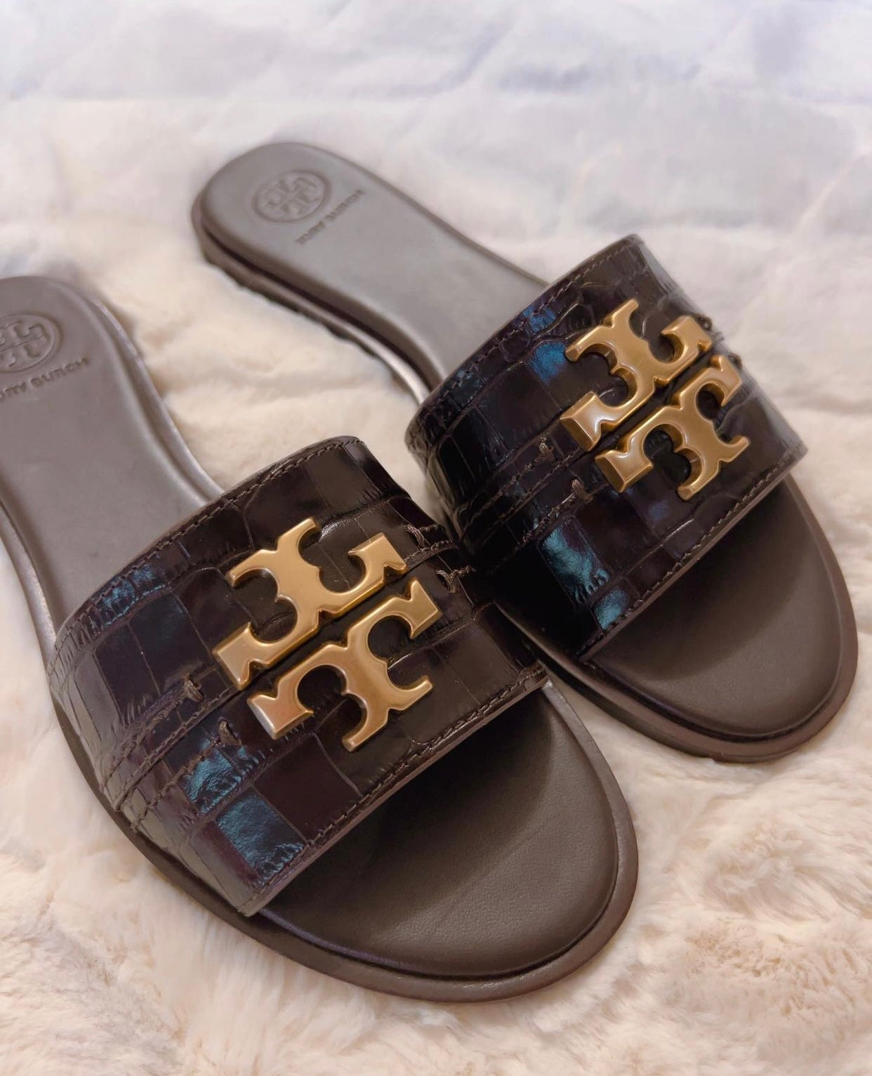 Tory Burch Everly Slide Sandals Embossed Dark Mahogany, Size 6