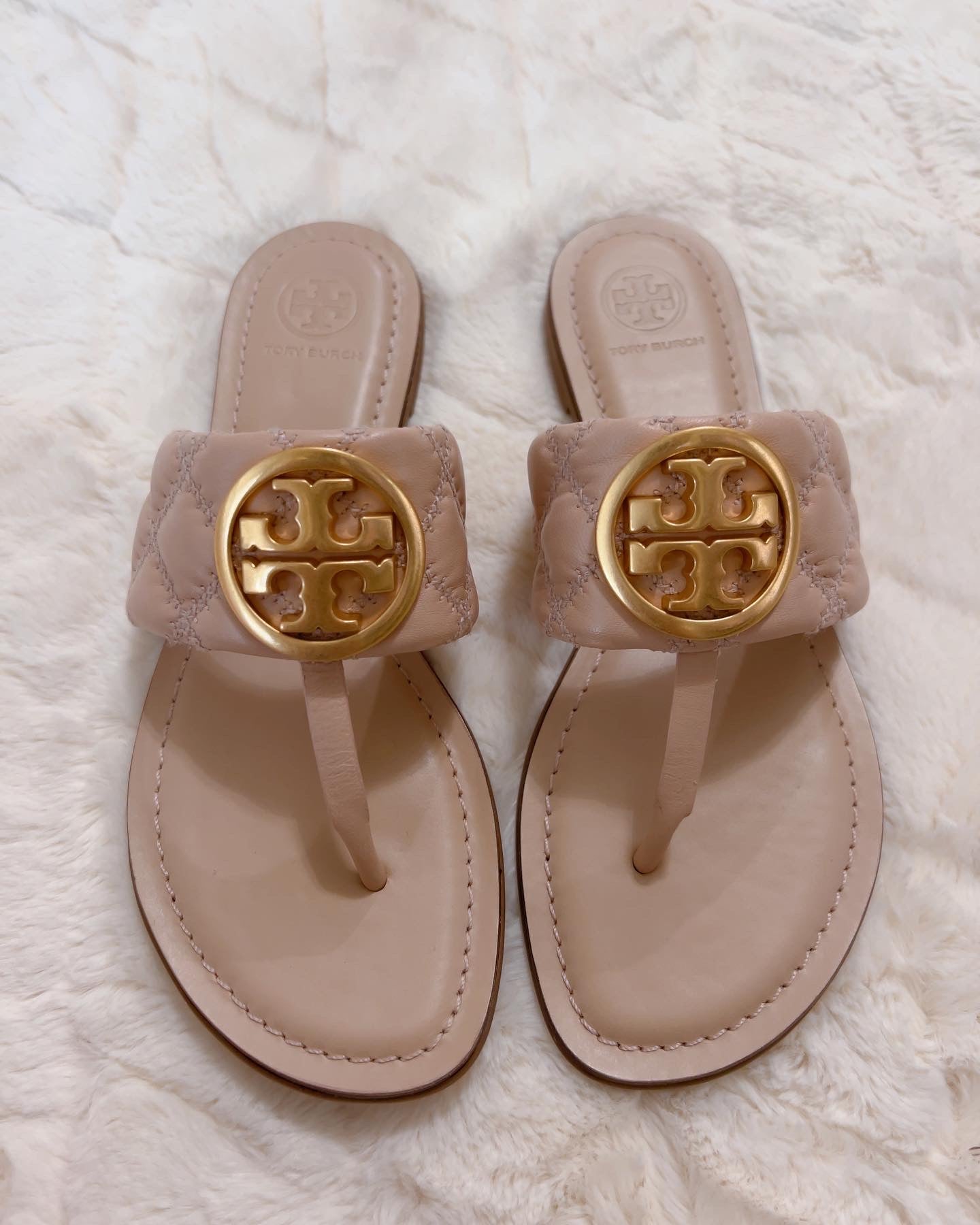 Tory Burch Benton Band Flat Sandal Quilted Nappa Leather, Goan Sand / Rolled, 7 & 8